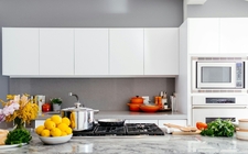 საკვების მოსამზადებლად იდეალური სამზარეულოს მქონე ბინის არჩევა მნიშვნელოვანი ნაბიჯია კულინარიის ყველა მოყვარულისთვის.