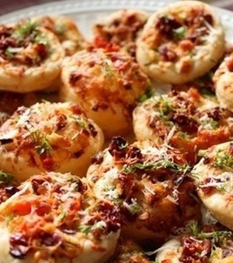 გიყვართ პიცა? მინიატურული პიცები უფრო სახალისოა! იხელმძღვენელეთ რეცეპტი და მოამზადეთ :)